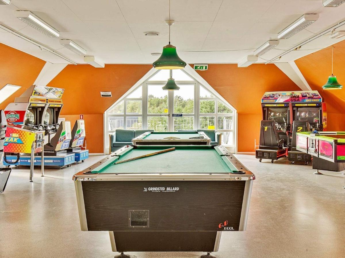 4 Person Holiday Home In R M Sønderby Extérieur photo