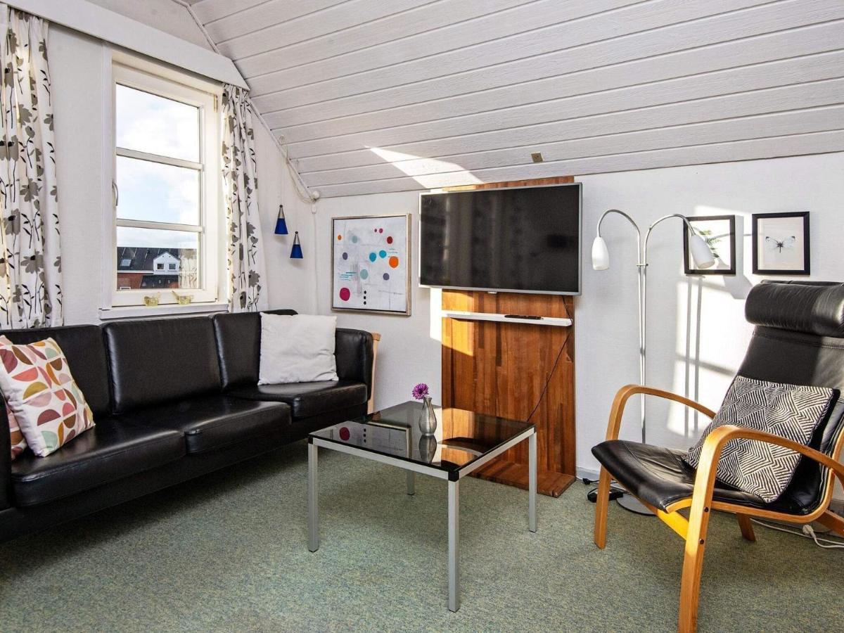 4 Person Holiday Home In R M Sønderby Extérieur photo
