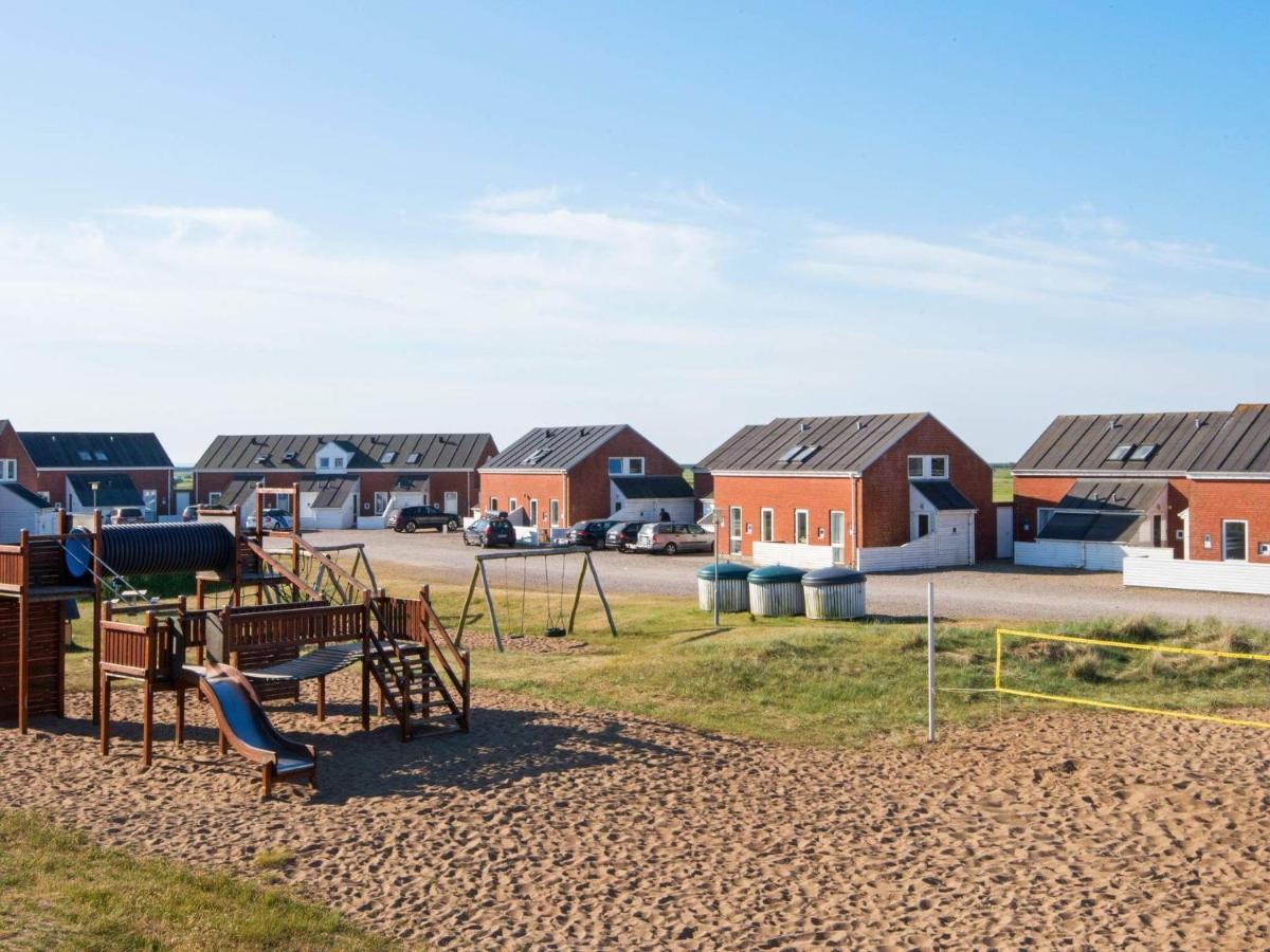 4 Person Holiday Home In R M Sønderby Extérieur photo