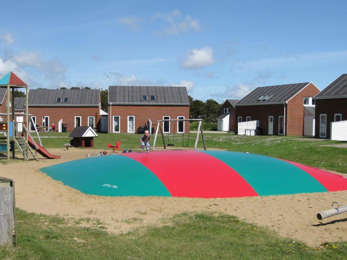 4 Person Holiday Home In R M Sønderby Extérieur photo